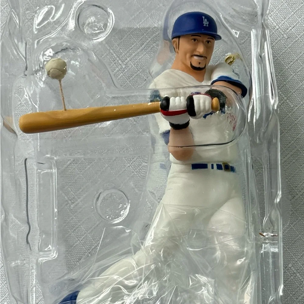 Hallmark Nomar Garciaparra MLB Baseball Christmas Ornament 2008 NWT Dodgers